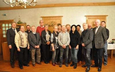 Gemeinderatsvorsitzender Veit Wolpert, Waldemar Dombek, Roland Bär, Peter Eger, Harald Specht, Bürgermeisterin Petra Döring, Renate Till, Anke Edler, Hans-Jürgen Stein, Rosemarie Voges, Beatrix Panwitz, Barbara Sonnenschein, Bernd Kmitta, Lutz Zeidler, Günter Bley, Jens Seume